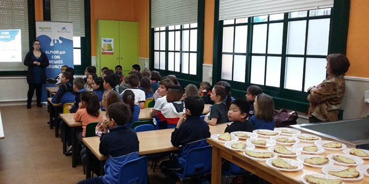 Estudantes da Coruña aprenderon a almorzar saudablemente