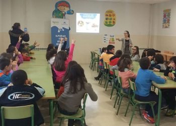 Estudantes de Viloira proban almorzos saudables