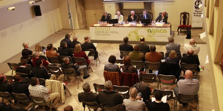 A inestabilidade do sector gandeiro, a aposta pola integración e as alianzas cooperativas, o reforzo da cultura empresarial e a continuidade das iniciativas sociais, temas centrais na 28º Asemblea Xeral de AGACA
