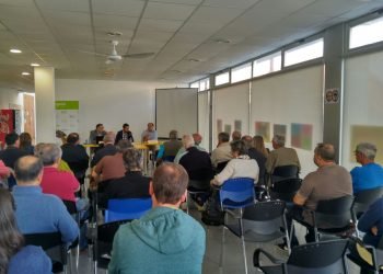 AGACA mostra en Mazaricos como xerar riqueza e emprego cos montes comunais