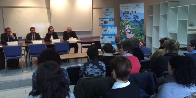 “Atrévete Contigo Mesma” forma socias de Coba de Vales en igualdade e realza as súas aptitudes