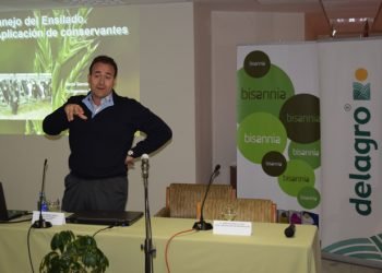 A diferenza entre elaborar un bo silo de herba e un malo pode supoñer o 50% do custo de alimentación dunha explotación de leite de todo un ano