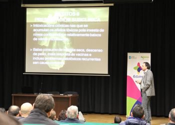 O valor do cooperativismo no rural e a importancia de controlar a saúde  animal, claves no ciclo de Xornadas iniciado onte en Santa Comba