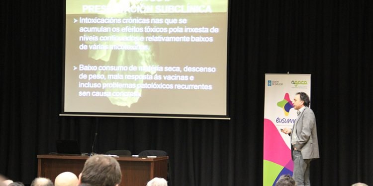 O valor do cooperativismo no rural e a importancia de controlar a saúde  animal, claves no ciclo de Xornadas iniciado onte en Santa Comba