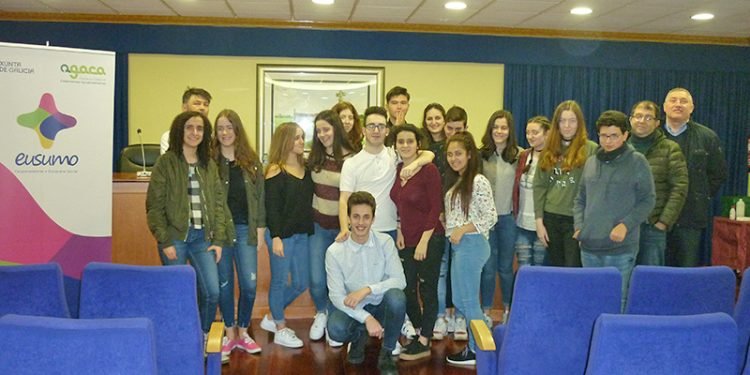 Comenzó en Terra de Trasancos el nuevo ciclo de difusión juvenil del cooperativismo de Rede Eusumo