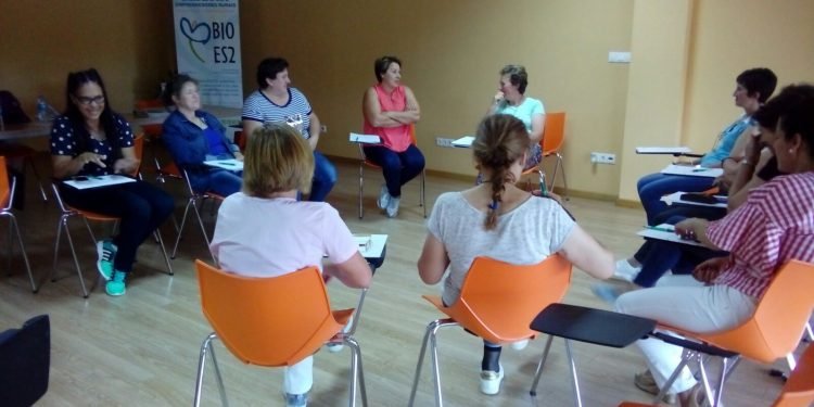 Primero obradoiro de Igualdad en Campodeza con AGACA y Rede Eusumo