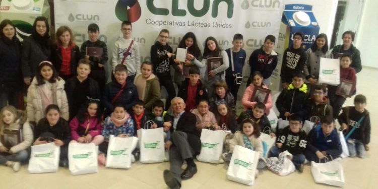 Feiraco e Condes de Albarei, anfitrións de Rede Eusumo para divulgar cooperativismo entre estudantes