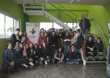 Dairylac e AGACA forman en cooperativismo a estudantes de Bacharelato