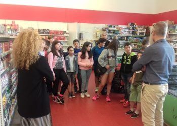 Escolares de O Corgo descobren as cooperativas en Trasancos