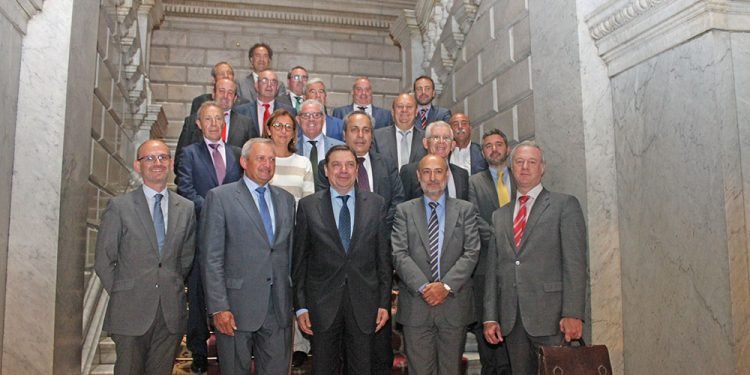 Cooperativas Agro-alimentarias satisfeita co apoio de Luís Planas ás políticas de integración cooperativa