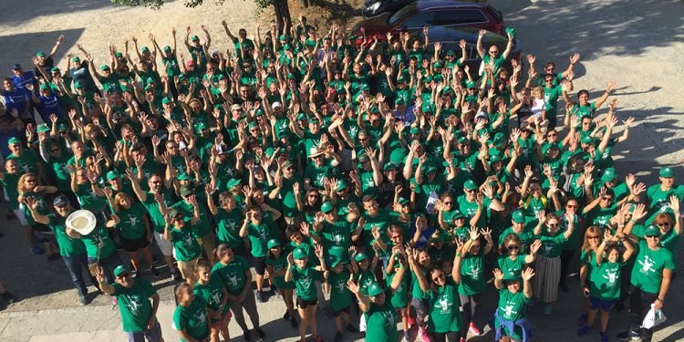 Andaina solidaria recada 3.000 litros de leite para o Banco de Alimentos das Rías Altas