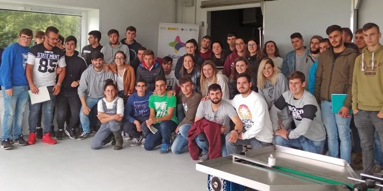 Estudantes de Fonteboa participaron nun obradoiro sobre cooperativismo en As Vacas da Ulloa