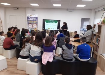 Escolares de Meaño participan nos “Almorzos Cooperativos”