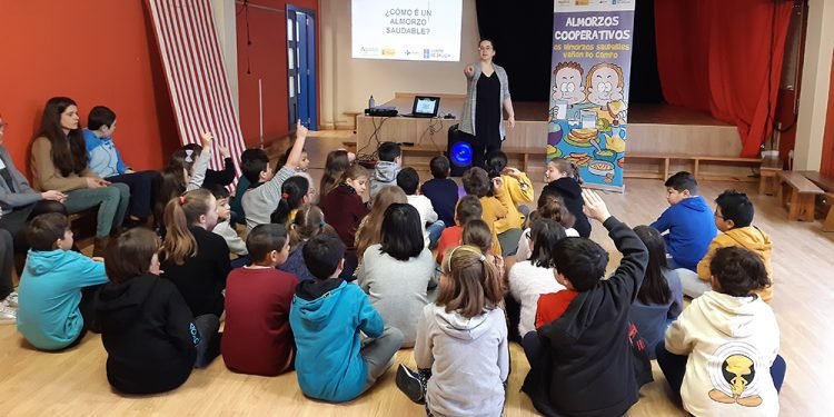 Ferrol degusta “Almorzos Cooperativos”