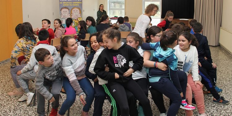 Almorzos saudables e xogos cooperativos para escolares de Noia