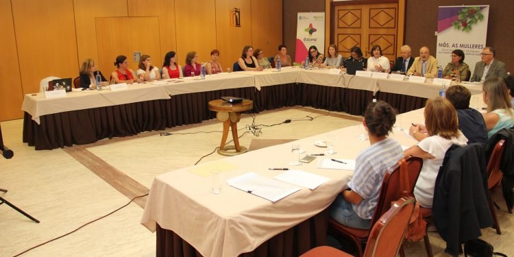 Transición feminina progresiva nos Consellos das cooperativas