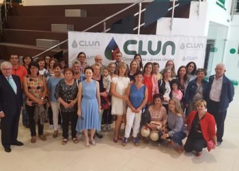 CLUN homenajea a sus socias con un encuentro con el grupo Mulleres de Seu