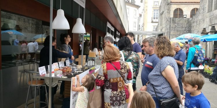A economía social galega expuxo con éxito os seus produtos máis innovadores en Santiago