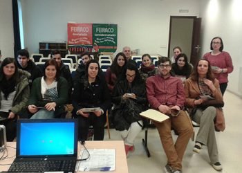 Estudantes de Betanzos fórmanse en cooperativismo con AGACA