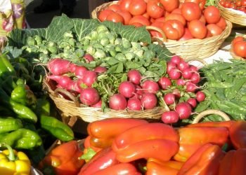 AGACA y Vegalsa – Eroski fomentan la comercialización de productos gallegos de calidad