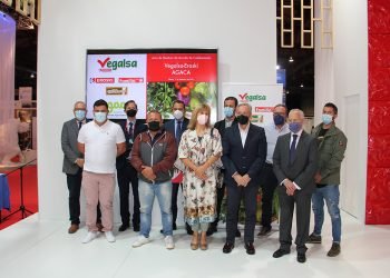 Dez anos de colaboración entre Vegalsa-Eroski e AGACA