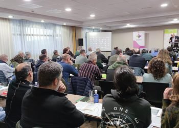 Té, resinas y olivares, sectores por explorar