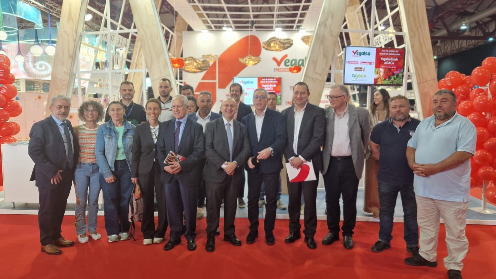 Renovación do convenio entre AGACA e Vegalsa-Eroski o 30 de maio de 2024