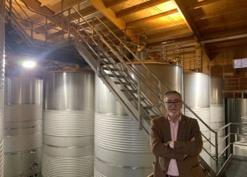 Alfredo Vázquez (Vinos Barco): «Os pequenos viticultores deben asociarse para salvar as súas viñas»